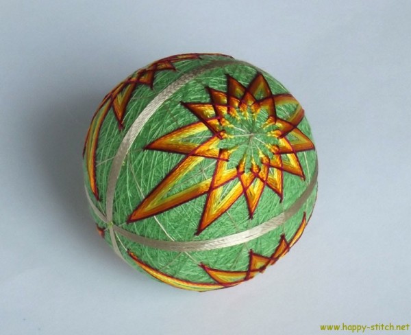 green-modified-kiku-temari