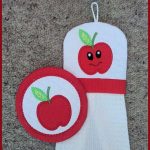 In_the_hoop_Apple_Coaster_Freebie